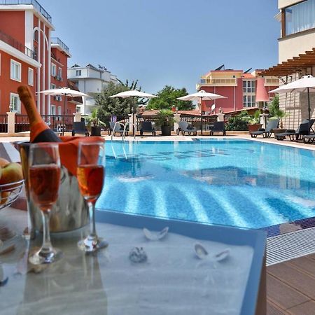Aparthotel Vip Club Dolphin Coast Sluneční pobřeží Exteriér fotografie